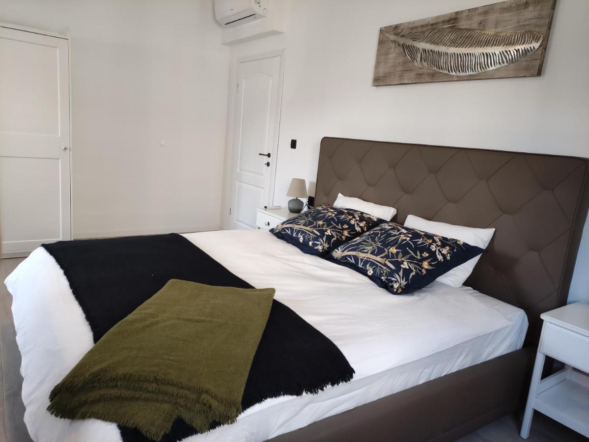 ApartVilla Castropola Esterno foto