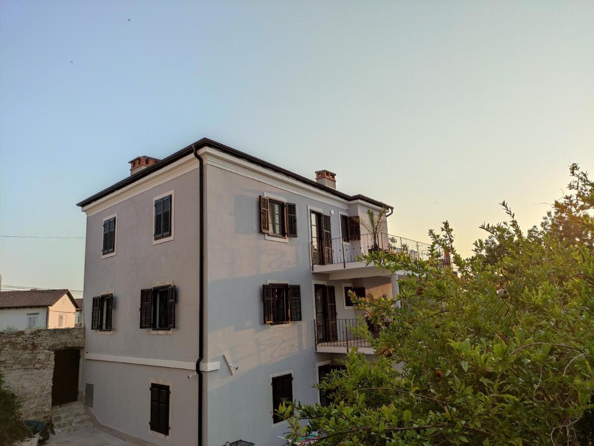 ApartVilla Castropola Esterno foto