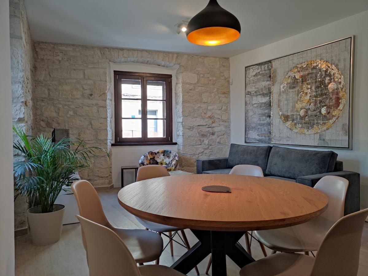 ApartVilla Castropola Esterno foto
