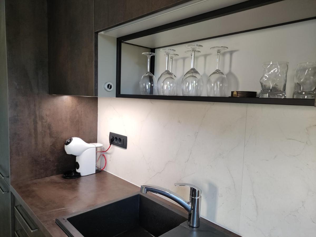 ApartVilla Castropola Esterno foto
