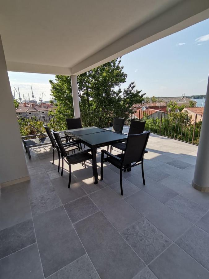 ApartVilla Castropola Esterno foto