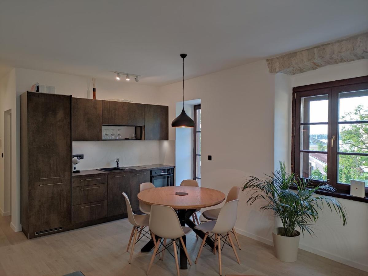 ApartVilla Castropola Esterno foto