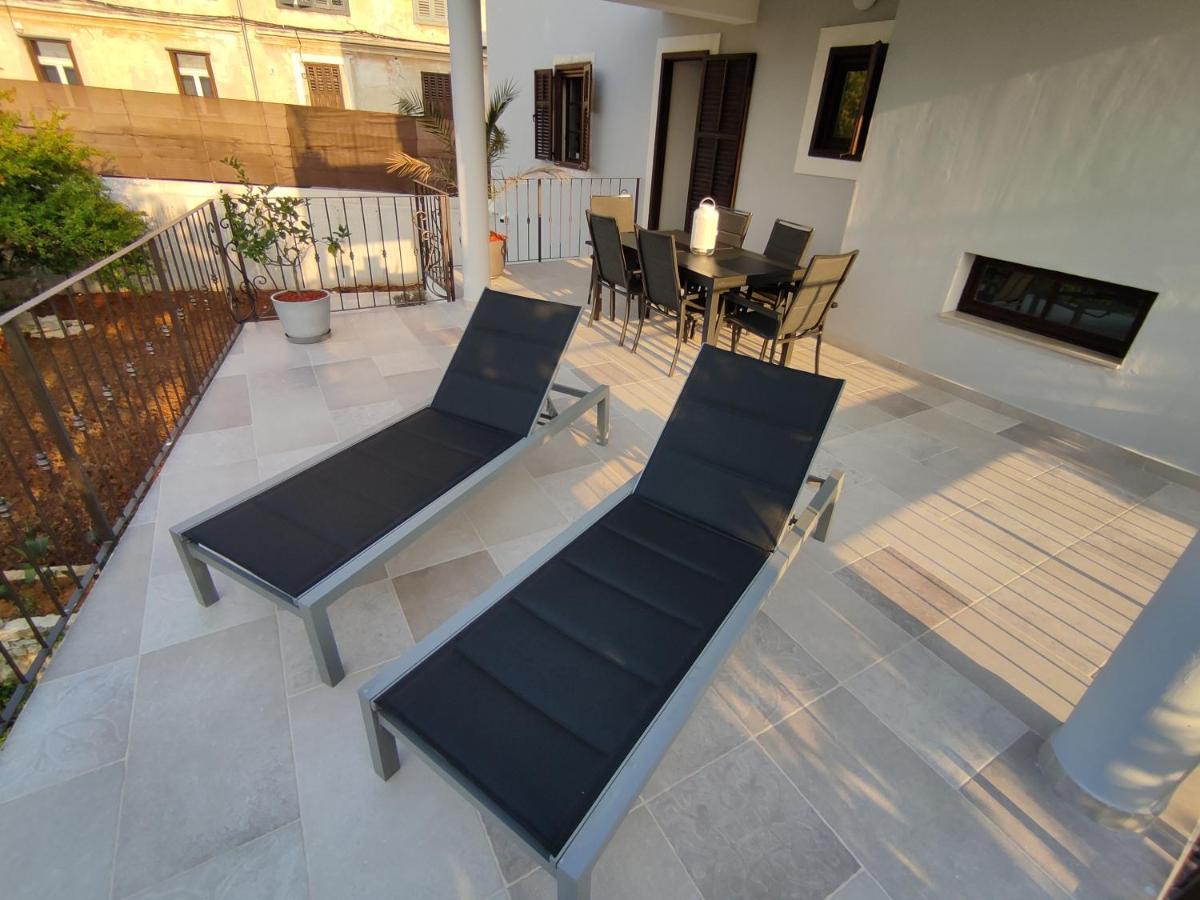 ApartVilla Castropola Esterno foto