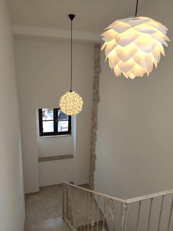 ApartVilla Castropola Esterno foto