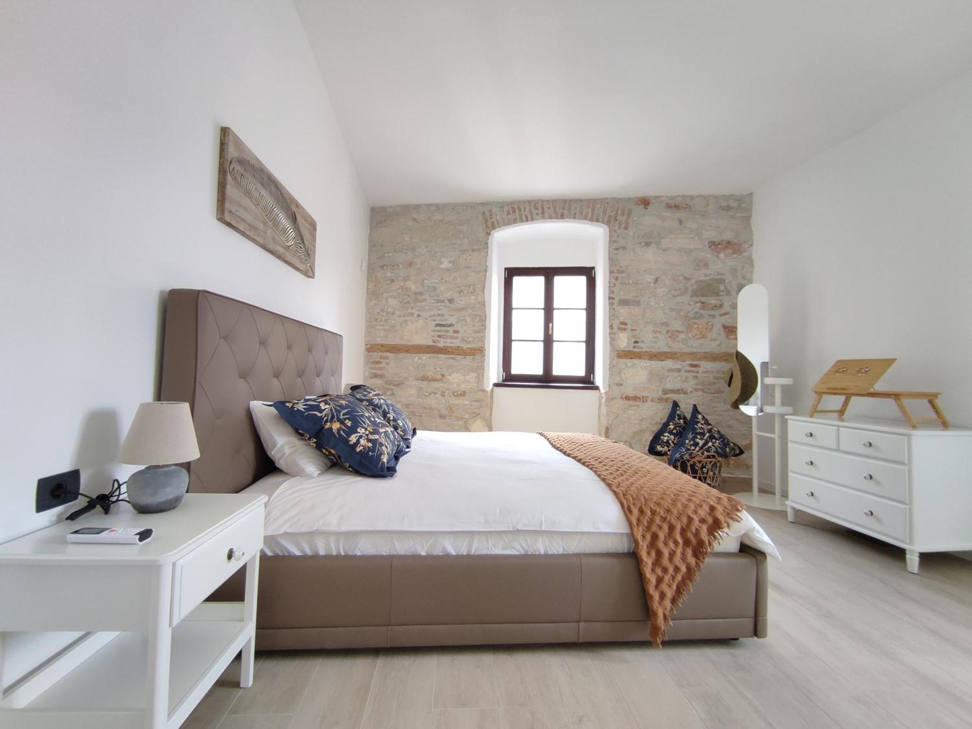 ApartVilla Castropola Esterno foto