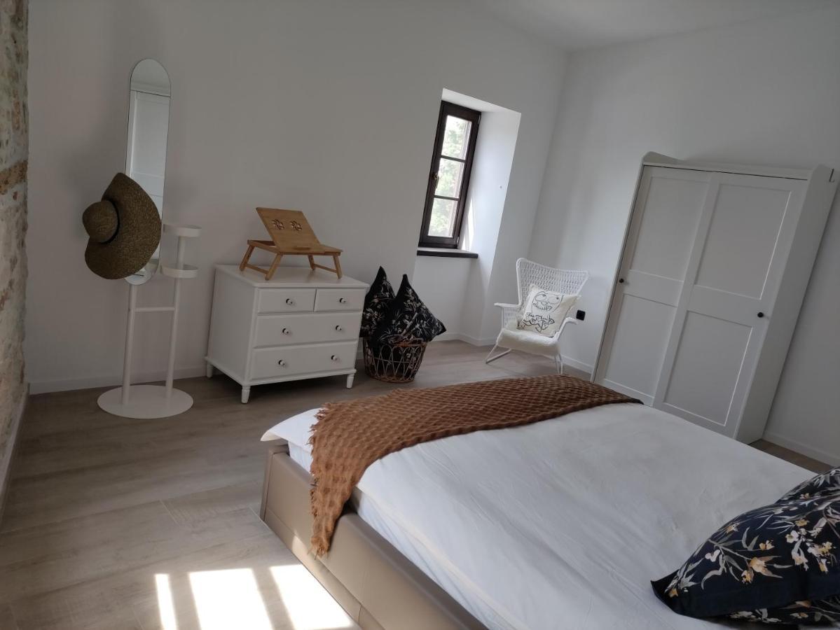 ApartVilla Castropola Esterno foto