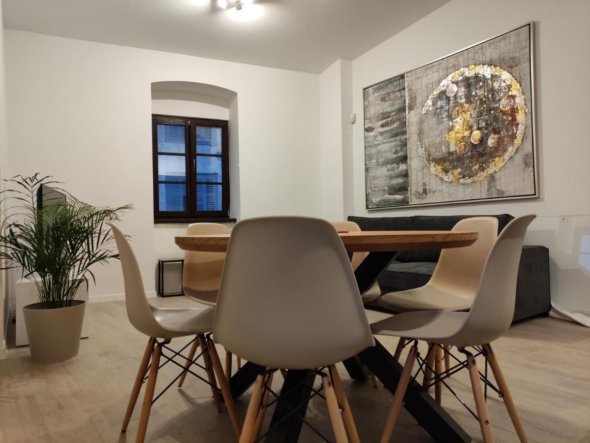 ApartVilla Castropola Esterno foto