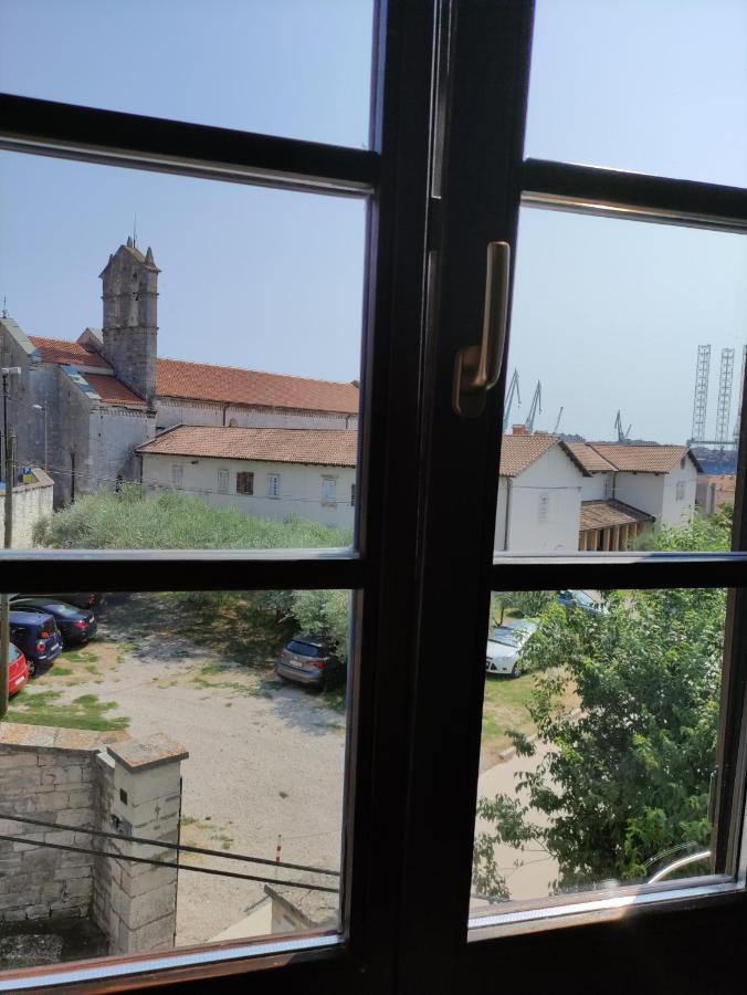 ApartVilla Castropola Esterno foto