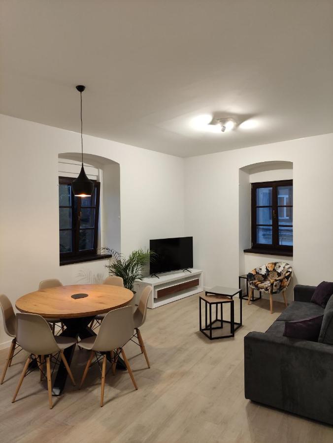 ApartVilla Castropola Esterno foto