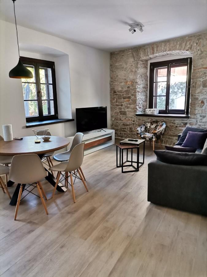 ApartVilla Castropola Esterno foto