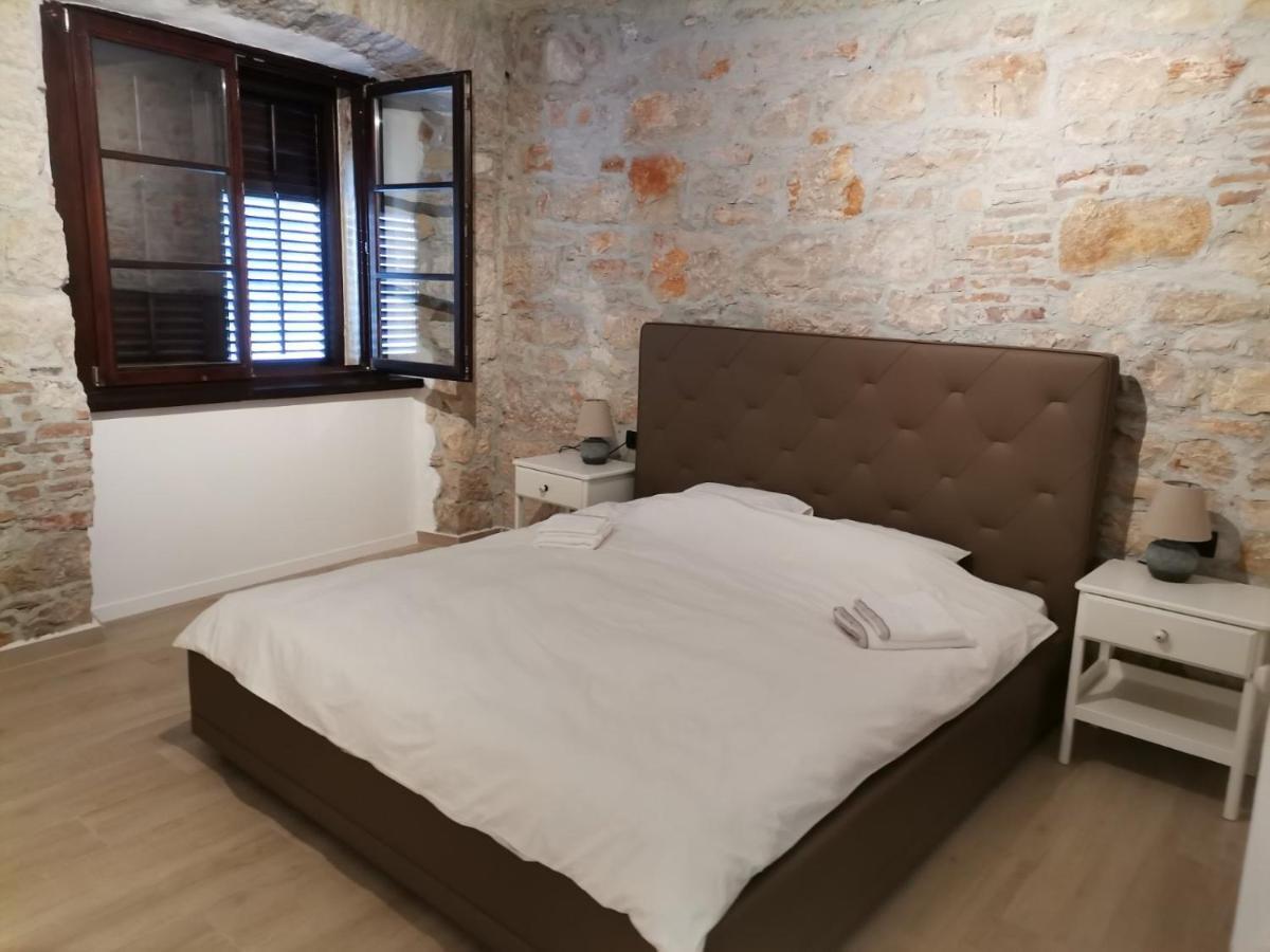 ApartVilla Castropola Esterno foto